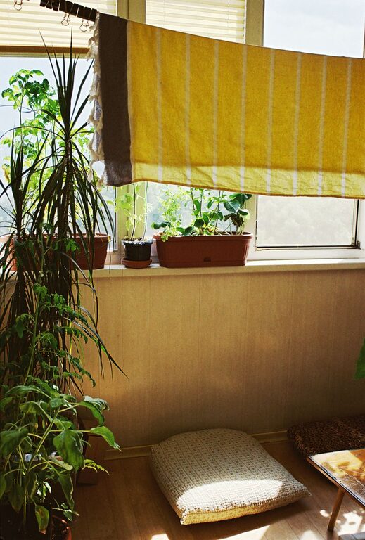 Jak przygotować balkon do odpoczynku w ciepłe dni